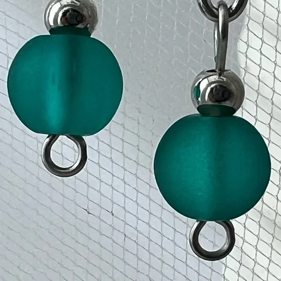 BLUE-GREEN Sea Glass Beaded Stainless Steel Chain Earrings - Picture 4 of 12